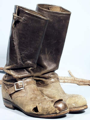 New Style Chippewa - really beat up!